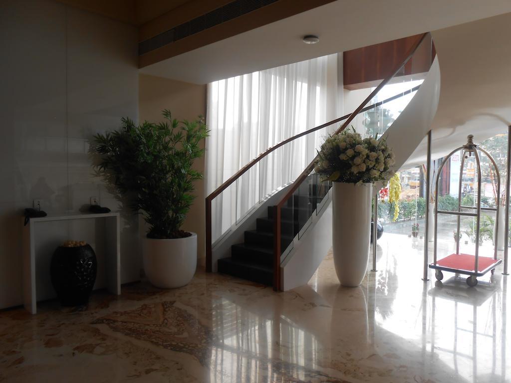 Celesta - Kolkata Otel Dış mekan fotoğraf