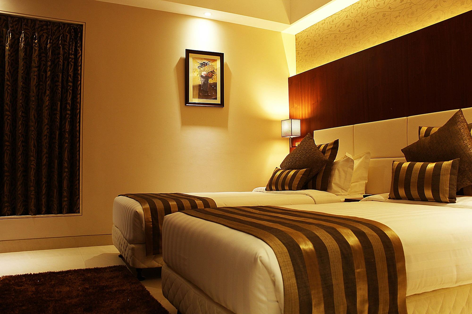 Celesta - Kolkata Otel Dış mekan fotoğraf