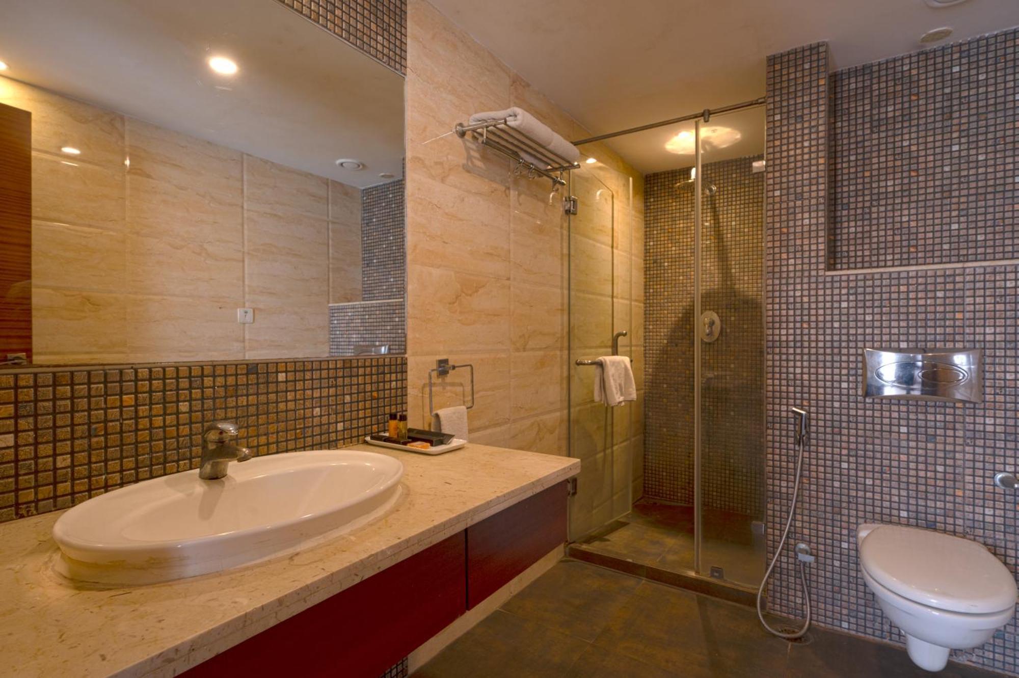 Celesta - Kolkata Otel Dış mekan fotoğraf