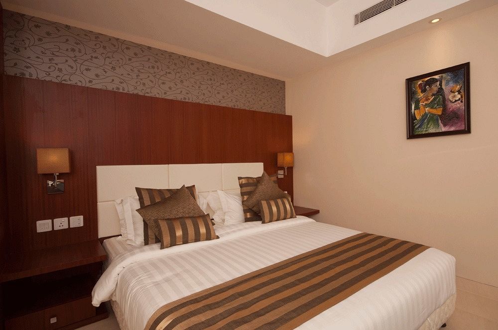 Celesta - Kolkata Otel Dış mekan fotoğraf