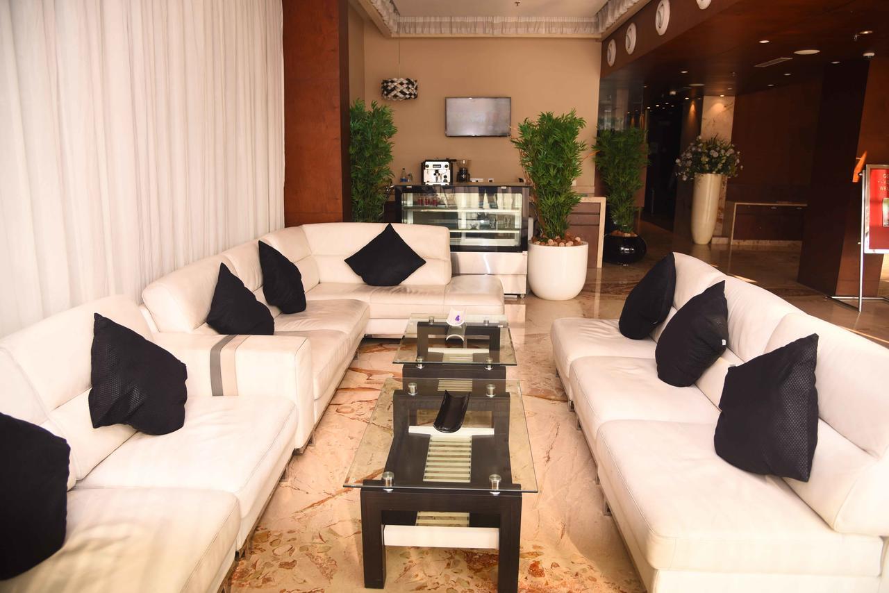 Celesta - Kolkata Otel Dış mekan fotoğraf