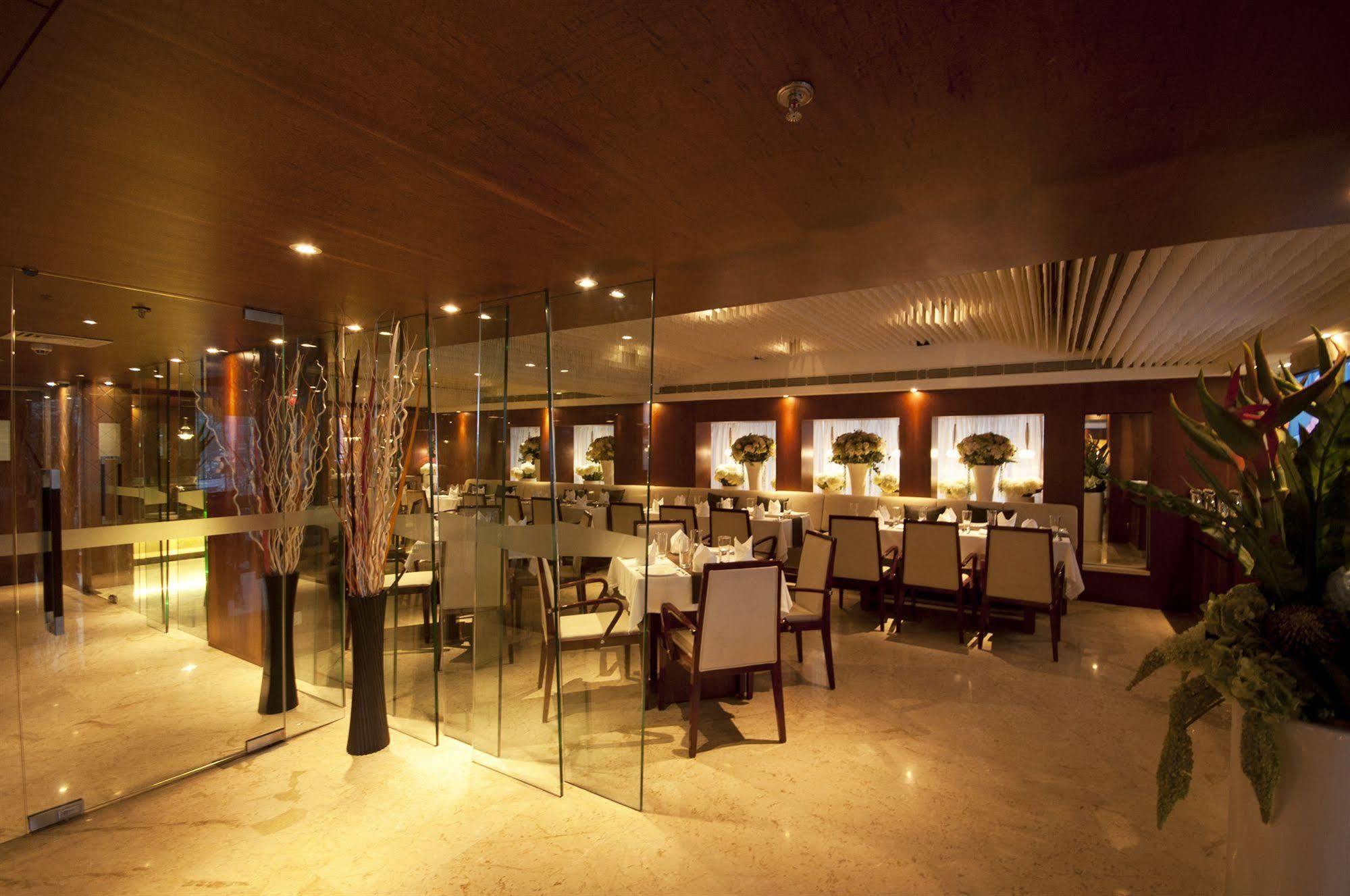 Celesta - Kolkata Otel Dış mekan fotoğraf
