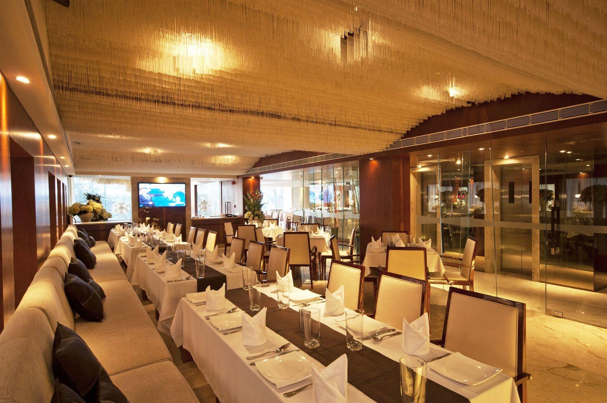 Celesta - Kolkata Otel Dış mekan fotoğraf